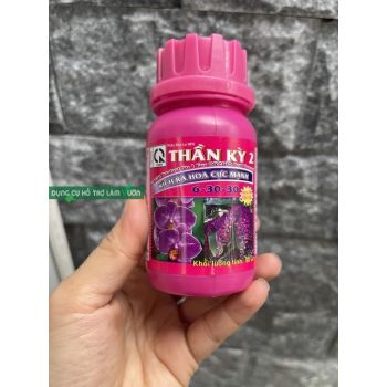 Phân bón lá 6-30-30 chai 90gram kích ra hoa cực mạnh